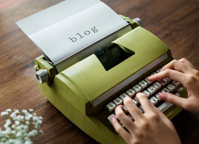 15+ Sites For Copyright Free Stock Photos - Royalty Free Images 2 Typewriter Blog Royalty Free Image